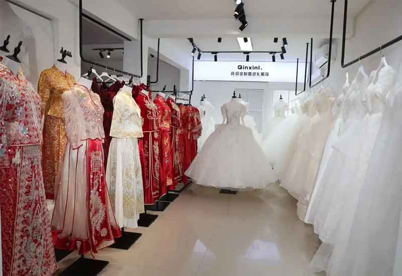 郑州婚庆礼服馆装修：华丽展示与试衣空间设计策略
